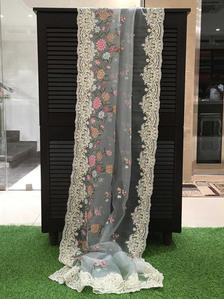 Saree - 31082419
