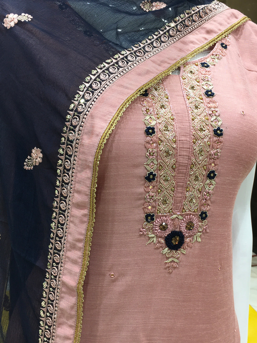 Peachy Pink/Sea Green Muslin Silk Straight Cut Salwar Kameez - 15032384 - View 5